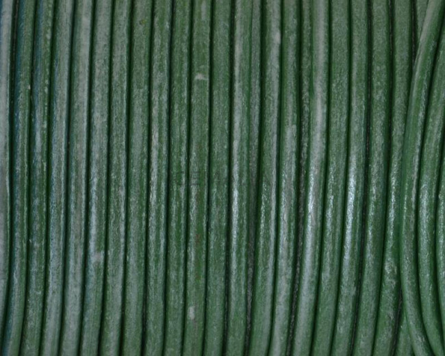 Cuero Redondo 2,5mm. pistacho metalizado