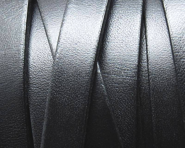 Cuero Plano 10x1,5mm. Negro. Calidad superior
