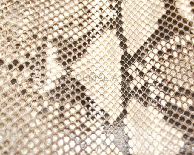 Piel de serpiente Piton. Plancha. 18x23cm. Blanco-negro.