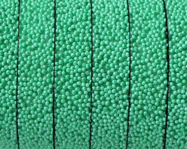 Caviar sintetico. Plano 10x2mm. Verde. Calidad superior