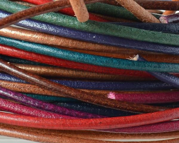 Cuero Redondo 2mm. MIX.