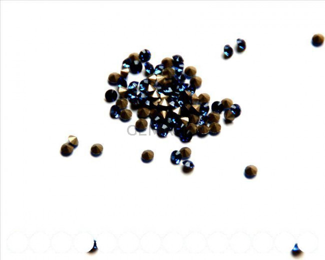 SWAROVSKI. Xilion Chatons 3mm. Sapphire