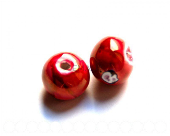Ceramica. Bola 16mm. rojo cereza. Int.3,5-4mm