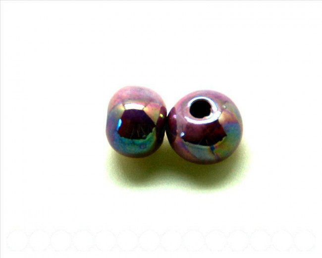 Ceramica. Bola 12mm. lila metalizado. Int.2mm aprox.