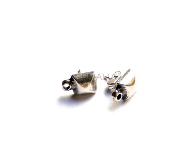 Accesorio pendientes Zamak. Cuadrado. 8mm. Plateado. Int.1,5mm
