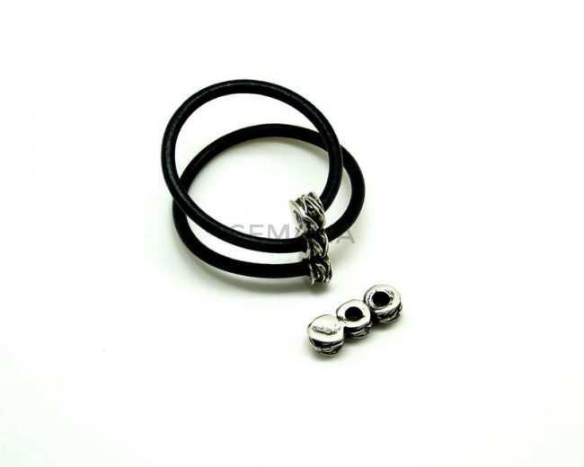 Zamak. Entrepieza. 33x8mm. Plateado. Int.5,2mm