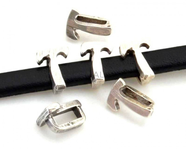 Letra Zamak "T". 9,5mm. Plateado. Int.6x2,5mm