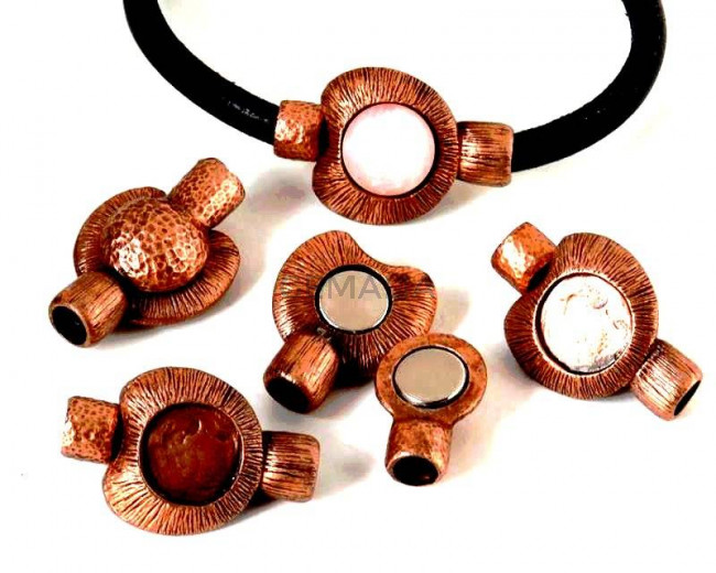 Cierre Zamak Imán. Sin piedra. 31x20mm. Int.Piedra 12mm. Cobre Viejo. Int.5mm