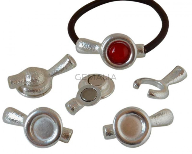Cierre Zamak Imán. Sin piedra. 40x21mm. Int.piedra 12mm. Plateado. Int.5mm