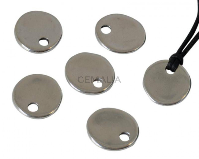 Zamak. Colgante. Moneda irregular. 17x18mm. Plateado. Int.3mm