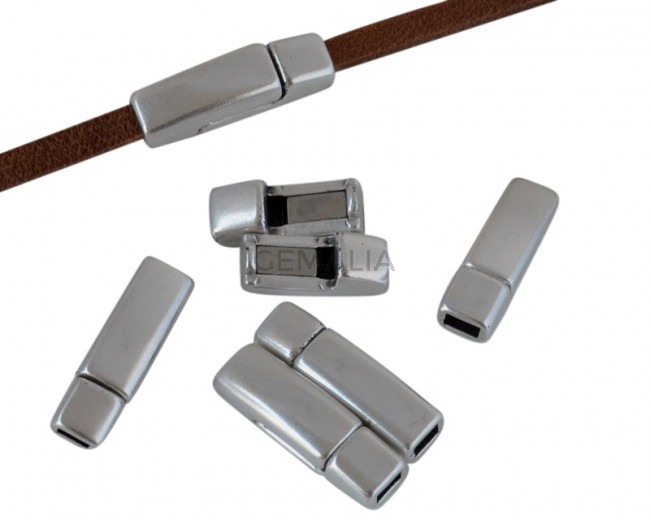 Cierre magnetico de Zamak. 17x5mm. Plateado. Int.3x1,5mm. Precio Especial