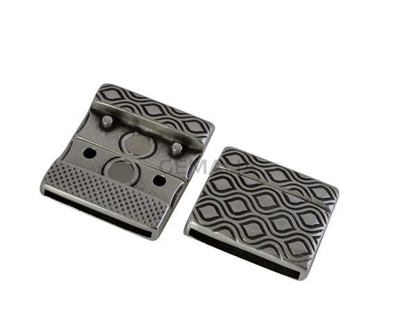 Cierre magnético plano de Zamak  19,5x22,5mm. Plateado. Int.20x2mm