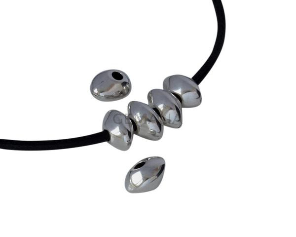 Bola irregular de Zamak 13x10x8mm. Plateado. Int.3mm