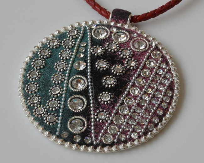 Resina/Metal/Rhinestone.Colgante.Moneda.78mm.Plateado-Cristal.Int.3,5mm