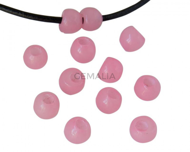 Resina. Bola 7x7x5mm. Rosa opaco. Int.3mm aprox. Calidad superior.
