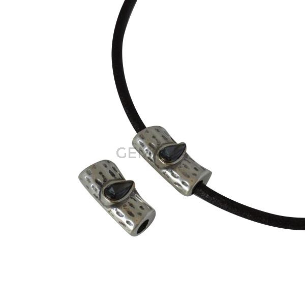 Tubo de SWAROVSKI y Zamak 24x12x8,5mm. Plateado-Silver Night. Int.4mm