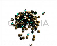 SWAROVSKI. Xilion Chatons 4mm. Emerald