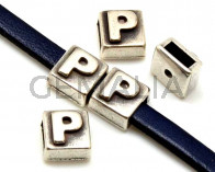 Letra Zamak P. Cuadrado 9mm. Plateado. Int.6x2,5mm