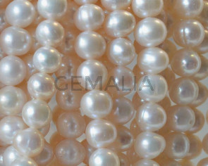 Perlas cultivadas. Bola. 6-7mm. Blanco.