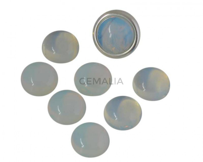Opal. Synthetic. Cabochon. 12mm.