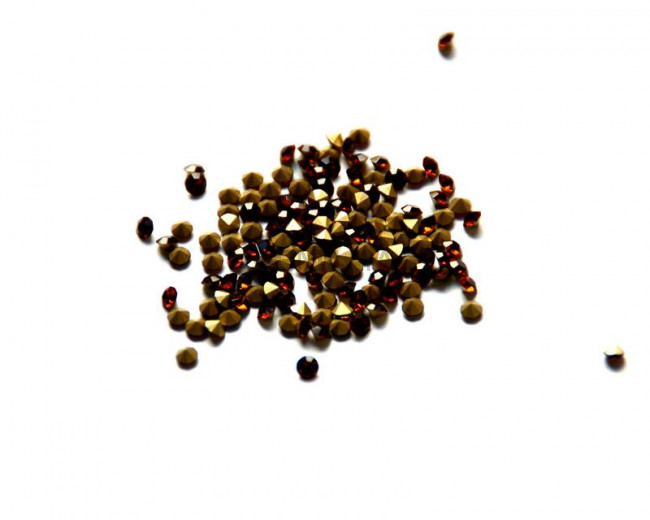 Crystal. Rhinestone Chaton. 2,9-3mm. Tee Color.