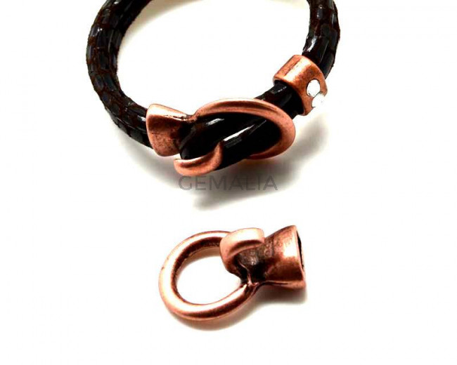 Zamak. Clasp. 33x23mm. Antique copper.  Inn.10x5mm. Zamak. Clasp. 33x23mm. Antique copper.  Inn.10x5mm.