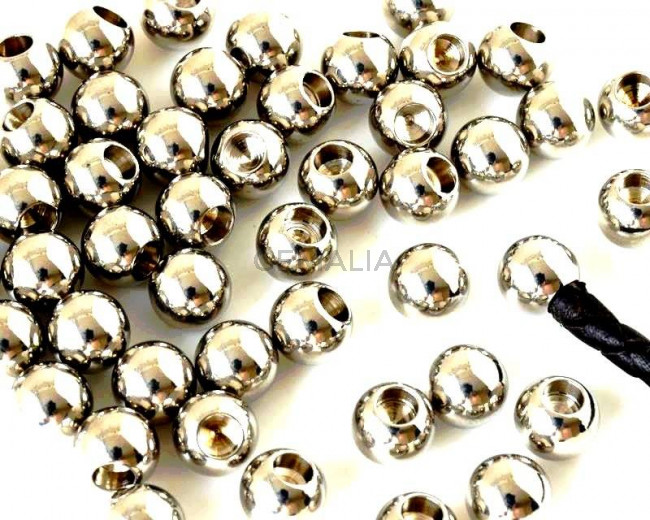 Stainless steel 201. Round. 8mm. Silver color. Inn.4mm.