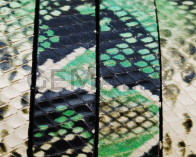 Imitation Snake skin. Flat. 15x2.5mm. Green.