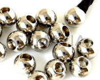 Stainless steel 316. Round. 8mm. Silver color. Inn.4mm.