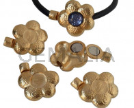 Zamak.Magnetic clasp.Flower.No stone.39x30mm.InnStone12mm.Gold.Inn.5mm