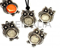 Zamak. Pendant. Owl. 46x33mm. No stone. Inn.stone 20mm.Silver.Inn.4mm.