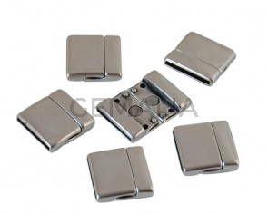 Zamak. Magnetic clasp. Flat. 22x23mm. Silver. Inn.20x2mm.