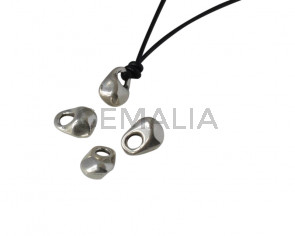 Zamak pendant 10x8mm. Silver. Inn. 3mm.